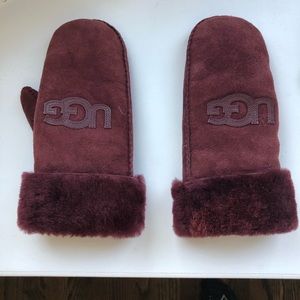 Ugg Mittens